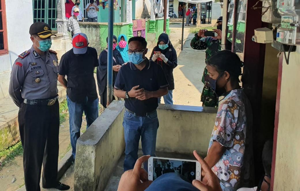 Dinas Kesehatan Bengkalis Kunjungi Keluarga PDP Gajah Sakti