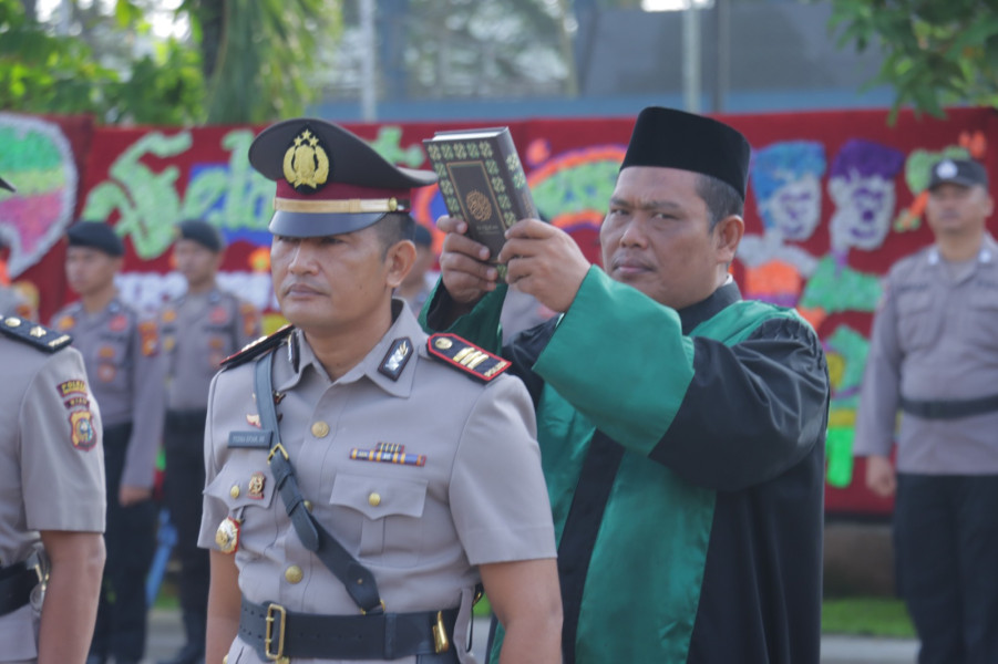 Polres Inhu Gelar Upacara Sertijab Kasat Reskrim dan Dua Kapolsek