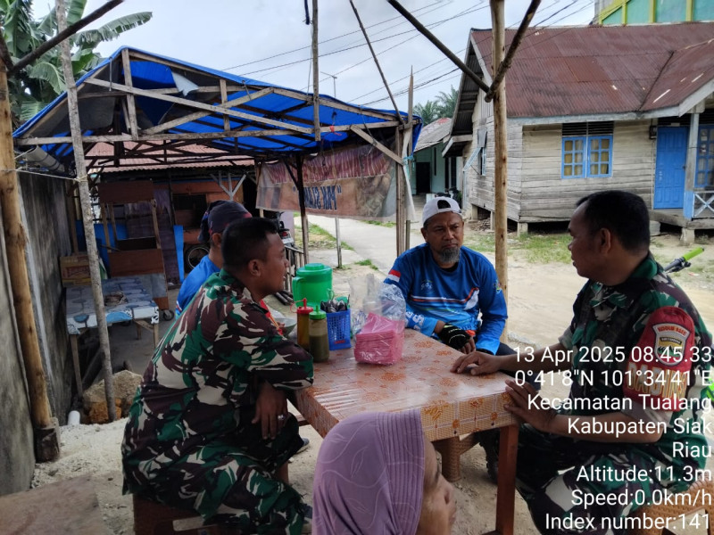 Babinsa Koramil 04/Perawang Aktif Sosialisasi Kesehatan dan Kebersihan Lingkungan di Kp- Perawang Barat