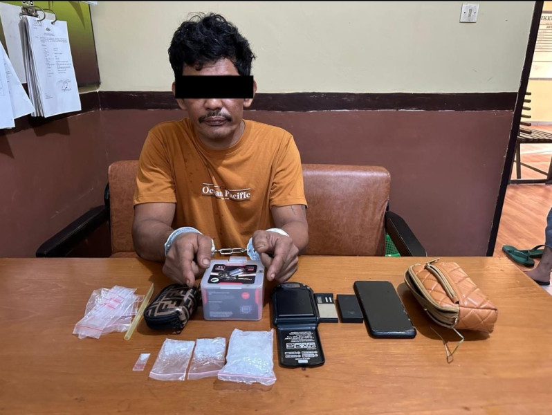 Lama Jadi Incaran, Petani Nyambi Bandar Sabu Ini Tak Berkutik Saat Diringkus Polsek Minas Di Rumahnya