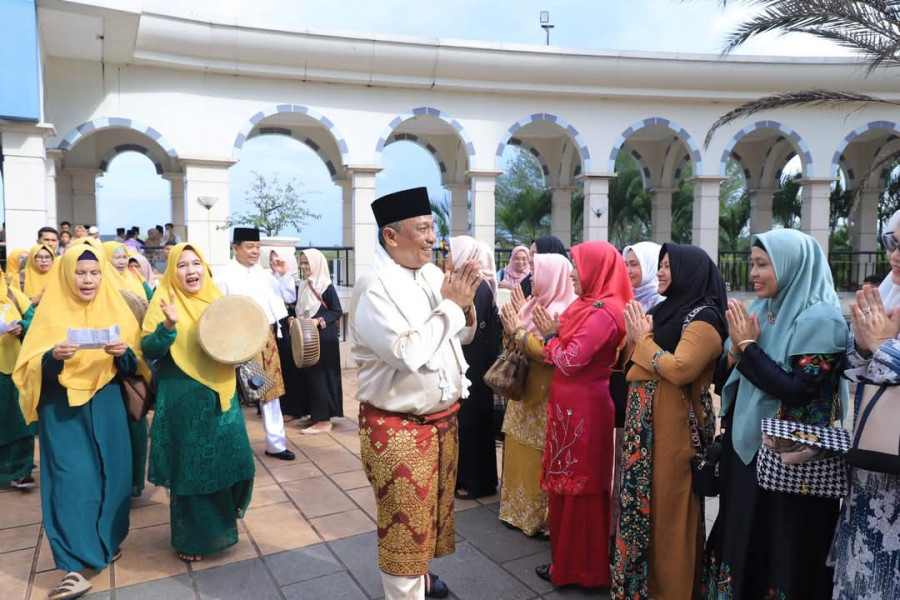 Bupati & Wabup Rohul Disambut Meriah, Prosesi Adat Dan Doa Iringi Langkah Kepemimpinan Baru