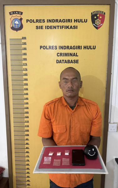 Polisi Ringkus Pelaku Tindak Pidana Narkotika di Desa Kampung Pulau