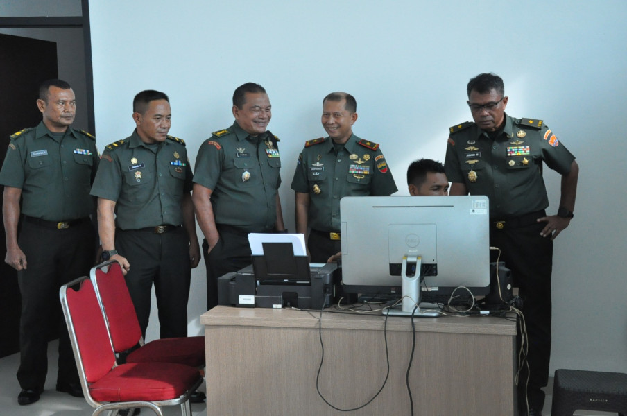 Danrem 031/Wira Bima Sambut Tim Pokja Kajian Strategis Brigjen TNI Junaidi