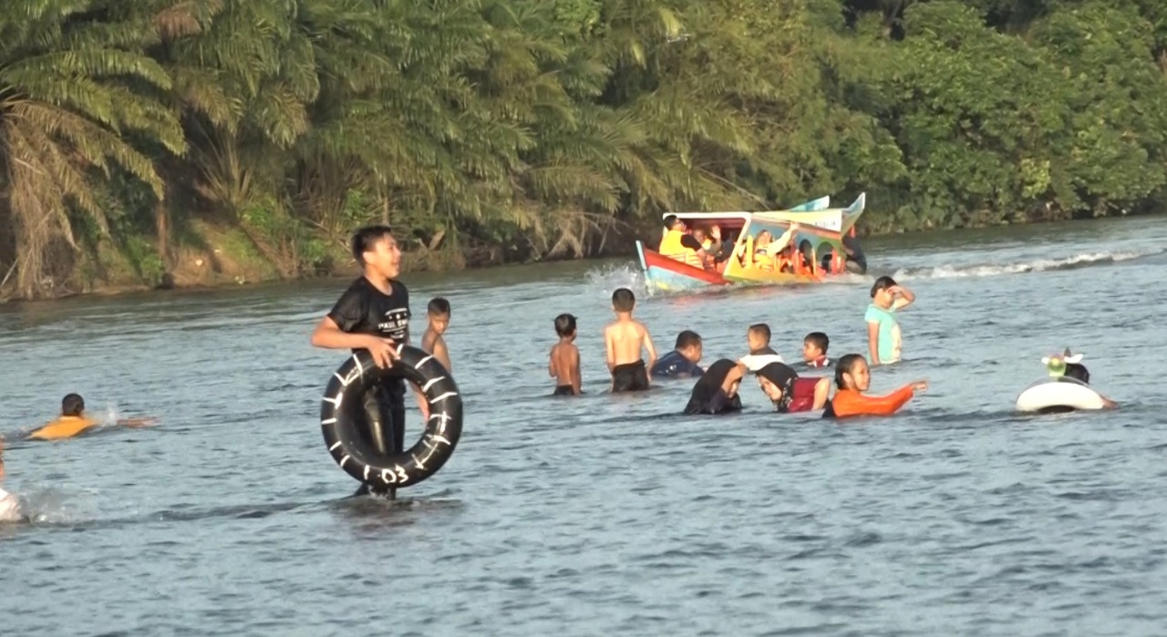 Wisata Pulau Kosiok Menjadi Pusat Liburan Ramah Keluarga..