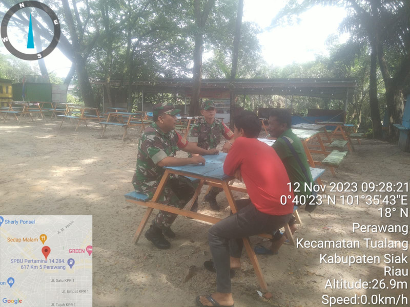 Babinsa Koramil 04/Perawang Temui Warga Binaan Imbau Jaga Kebersihan Lingkungan & Kesehatan di Kelurahan Perawang