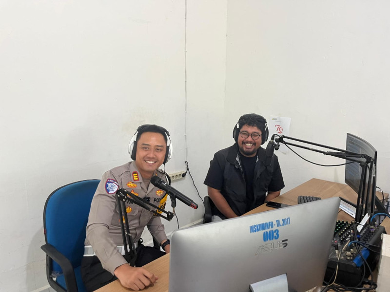Lewat Radio Swara Kampar, Kasat Lantas  Imbau Ciptakan Pilkada Yang Damai