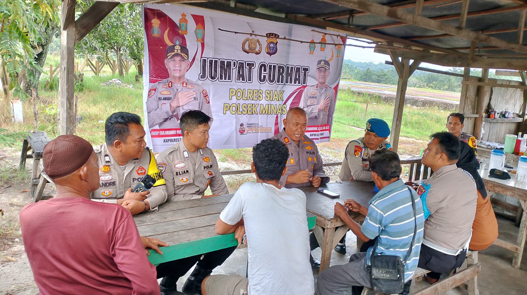 Tampung Aspirasi Masyarakat di Kampung Minas Barat, Polsek Minas Gelar Jumat Curhat