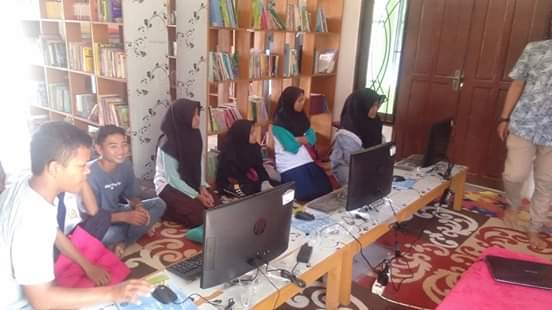 Perpusdes Kampung Mandi Angin Menuju Pustaka online  e-library