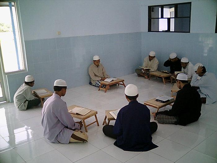 Alhmdulillah, Akhirnya Honor Pengurus Masjid Telaga Samsam Dibayarkan Termasuk Masjid Amrullah