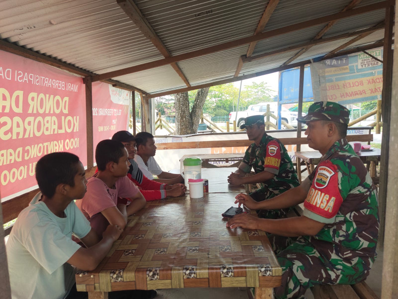Peduli Kesehatan Masyarakat, Anggota Koramil 03/Minas Giat Komsos di Kelurahan Minas Jaya
