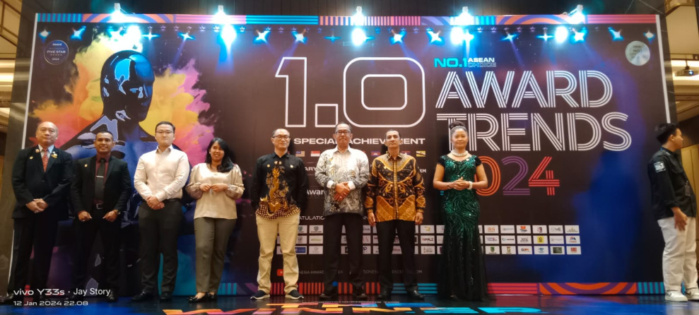 Menjadi Inspirasi Dunia, Dengan Kerja Keras Jaga Hutan Adat, Kades Petapahan Said Aidil Usman SE, Dapat Penghargaan Asia Award