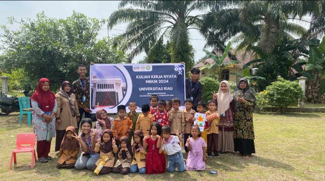 Lewat Lomba Mewarnai, Mahasiswa UNRI Semarakkan Kreativitas Anak TK Kasih Bunda Kampung Sungai Berbari