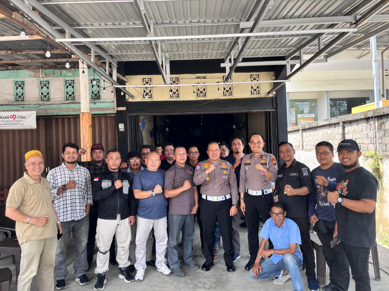 Pererat Sinergitas, Kasat Lantas Polres Inhu Silahturahmi Dengan Wartawan