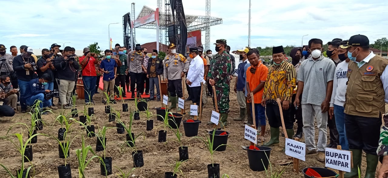 Dukung Ketahanan Pangan, Kapolda Riau Lounching Gerakan Jaga Kampung Program Kampung Tangguh Nusanta