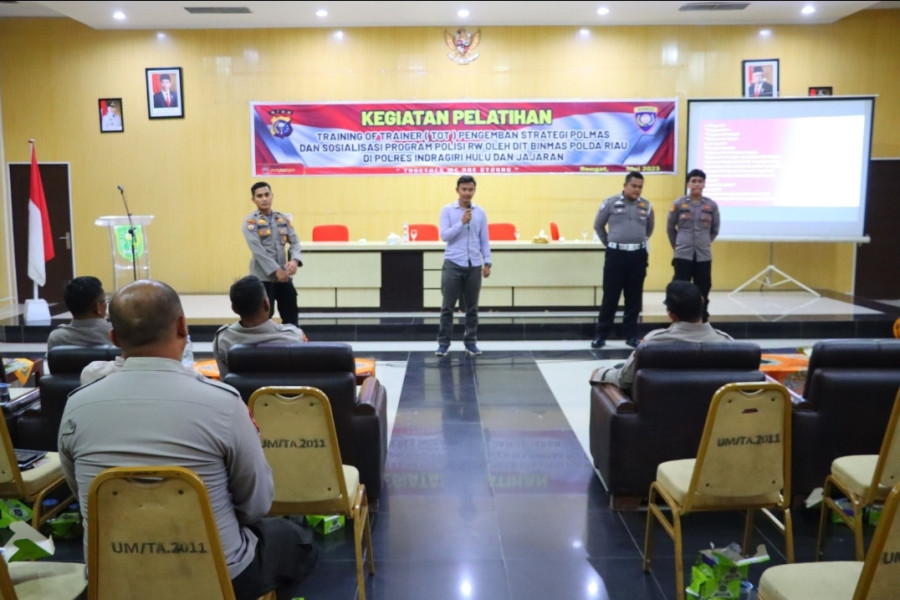 Polres Inhu Gelar TOT Pengemban Strategi Polmas dan Sosialisasi Polisi RW