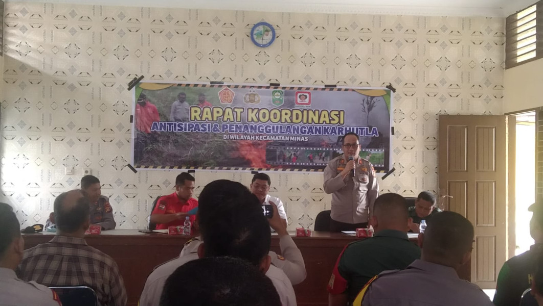 Kapolsek Minas Hadiri Rapat Koordinasi Antisipasi dan penanggulangan Karhutla di Wilayah Kecamatan Minas 