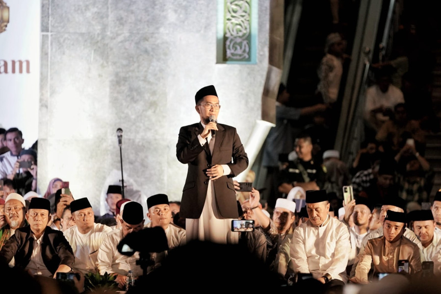 Pemprov Riau Sampaikan Terima Kasih pada UAH Karena Sukes Isi Tabligh Akbar di Masjid Raya An-Nur