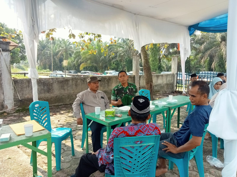 Babinsa Ajak Warga Minas Timur Tingkatkan Kesadaran Kesehatan