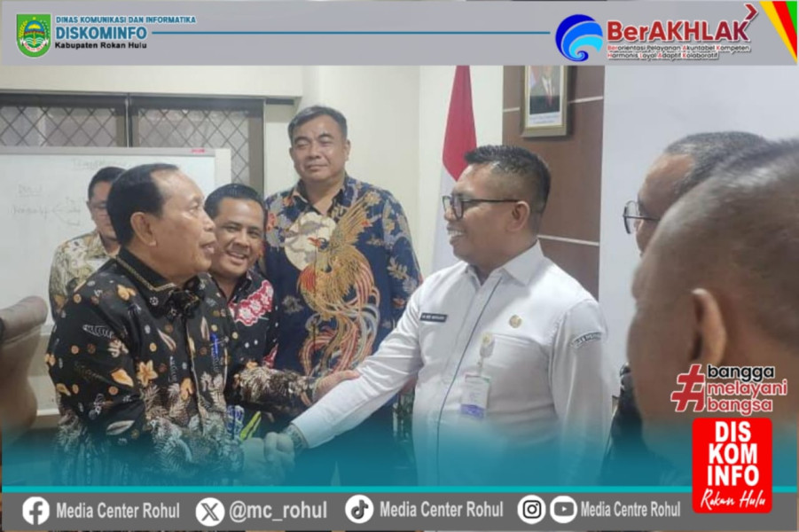 Bupati Rohul Konsultasi Bersama Kementrian Transmigrasi RI terkait Desa Definitif & Bandar Udara Tuanku Tambusai