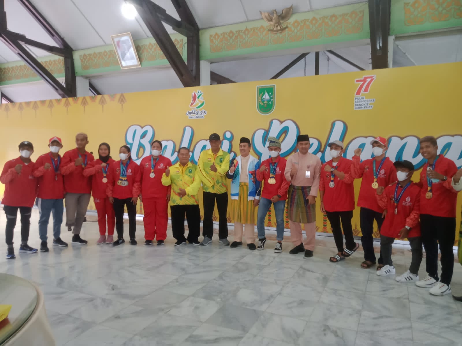 Tiba di Pekanbaru, Atlet NPCI Riau Peraih Medali ASEAN Para Games Disambut Gubri