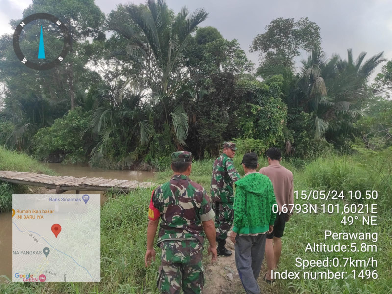 Babinsa Serka Alexander.Sigalingging dan Serda L.Syahdanur, Ajak Warga Binaan Patroli Gabungan Rutin Untuk Antisipasi Karhutla