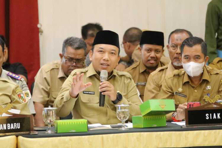 Bahas Tentang Tora, Wabup Siak Rakor Bersama Gubernur Riau