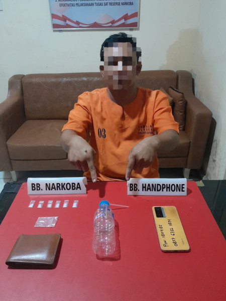 Tim Opsnal Sat Resnarkoba Polres Kampar Ciduk Pengedar Sabu di Siak Hulu, 1,12 Gram Barang Bukti Diamankan