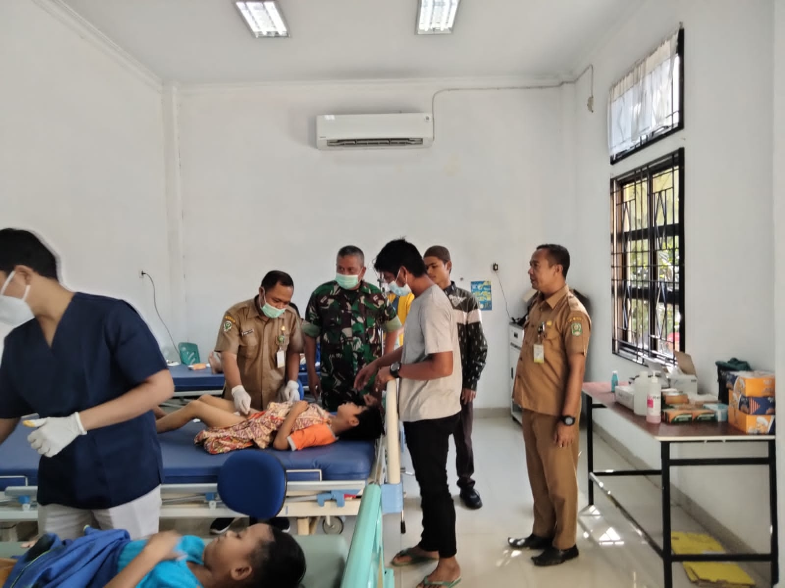 Babinsa Koramil 03/Minas Ikuti Giat Khitan Bahagia Gratis Untuk 100 Anak di RS Tipe D Minas