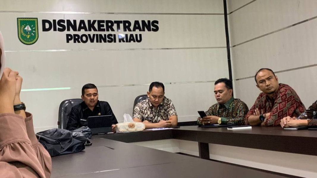 Disnakertrans Riau Ingatkan Sanksi Bagi Perusahaan Yang Telat Atau Tidak Membayarkan THR