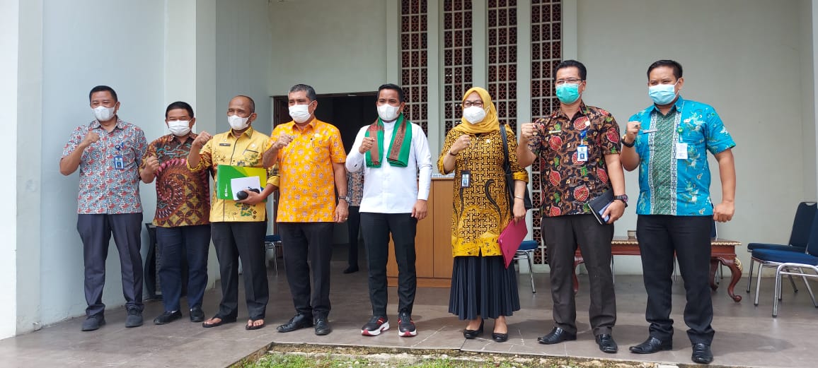 Dinas TPH Riau Programkan Pupuk Petani Padi Kuala Kampar