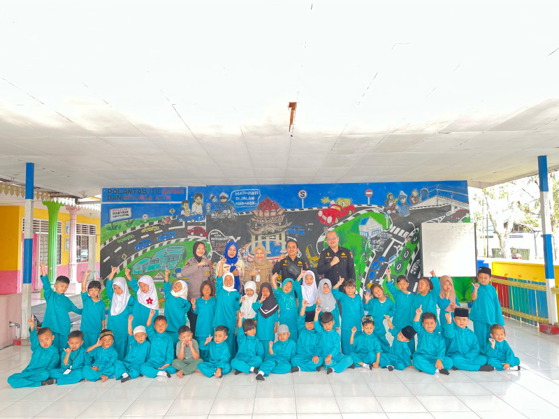 Sukseskan PIN Polio, Polres Inhu Berikan Imunisasi Pada 43 Anak TK Bhayangkari