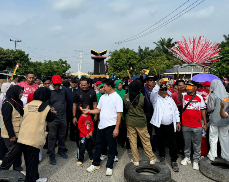 Meriahkan HUT RI Ke 79, Syafaruddin Ikuti Jalan Santai Bersama Ribuan Masyarakat
