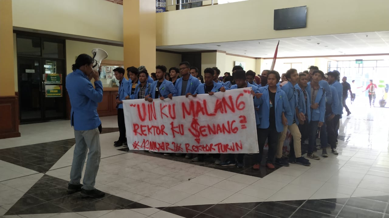Aksi Mahasiswa, Tuntut REKTOR UIN Dicopot