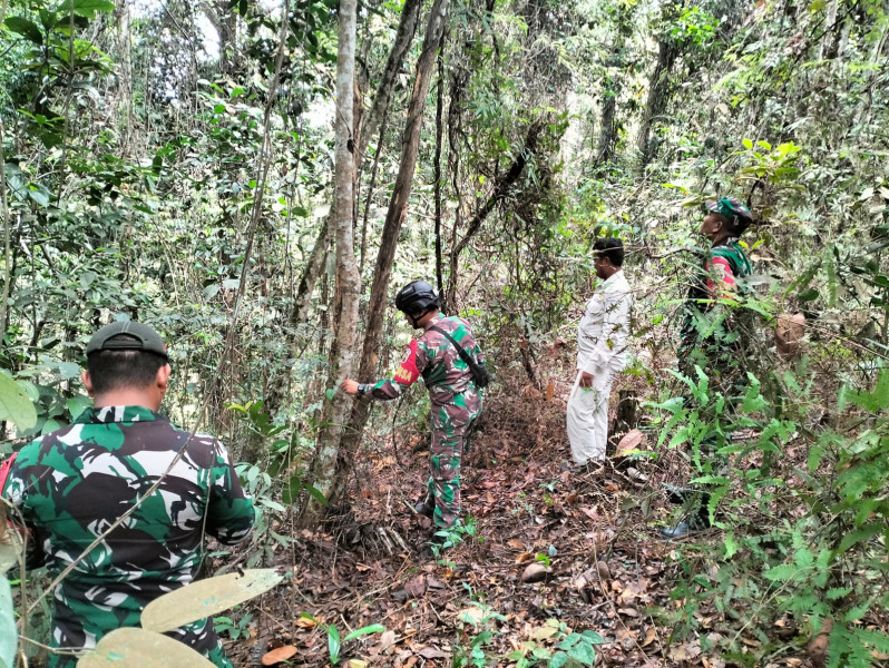 Babinsa Koramil 03/Minas Intensifkan Patroli Cegah Karhutla di Kecamatan Sungai Mandau
