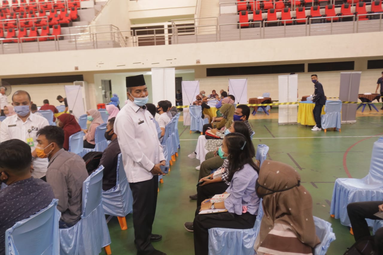 Asisten lll Siak Jamaluddin Buka Pameran Kesempatan Kerja (Job Fair)
