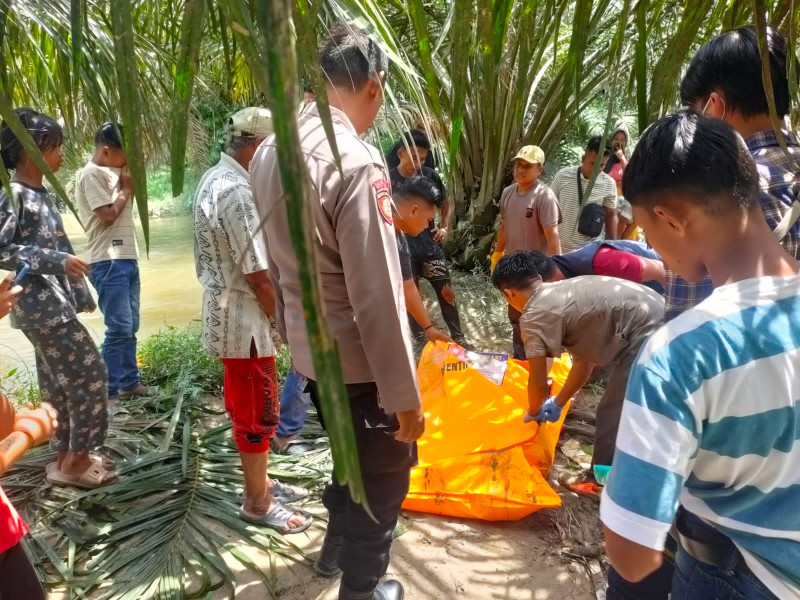 Mayat Tanpa Identitas Ditemukan di Sungai Tibun, Diduga Korban Tenggelam, Polres Kampar Himbau Masyarakat Segera Lapor Jika Ada Keluarga Hilang