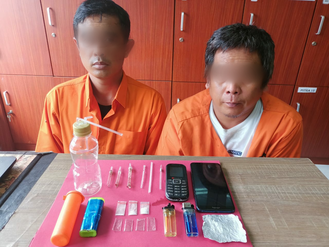 Polres Siak Kembali Berhasil Tangkap 2 Pria Pengedar Narkoba di Kecamatan Tualang