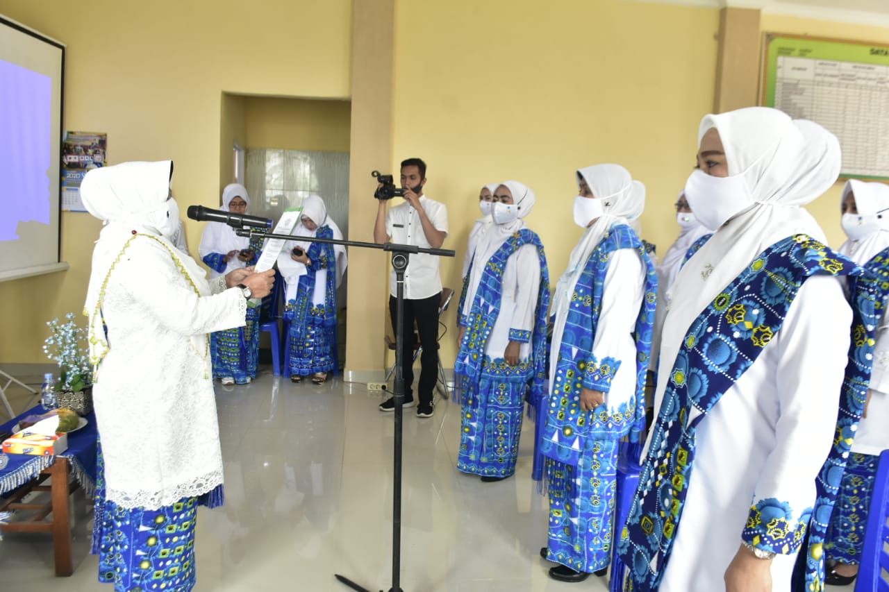 Muslimawati Catur Lantik PC BKMT Periode 2020-2025 se Kabupaten Kampar