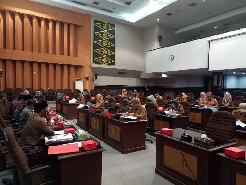 Komisi I Hearing Bersama Camat se-Kota Pekanbaru Bahas Anggaran Tahun 2023
