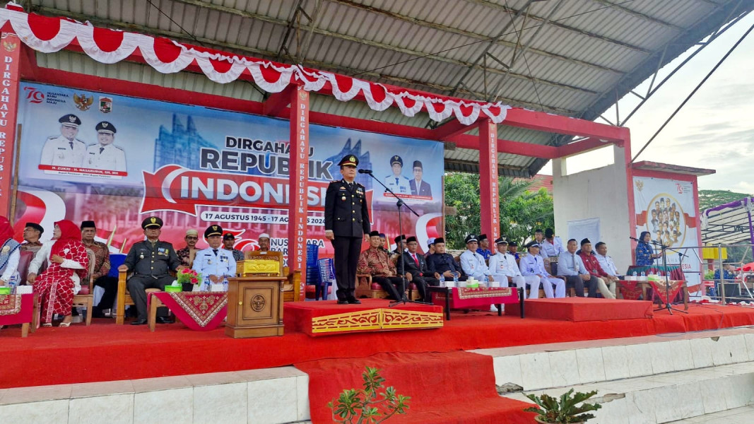 Upacara Penurunan Bendera Merah Putih HUT RI ke-79 di Kecamatan Kuala Kampar