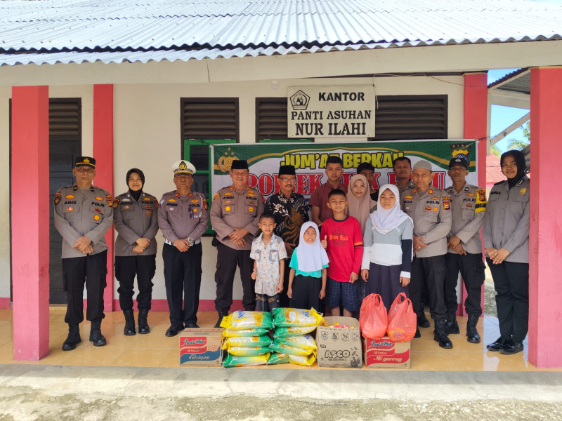 Jum'at Berkah dan Cooling System Kapolsek Siak Hulu Berbagai Kebahagiaan Dengan Panti Asuhan Nur Ilahi