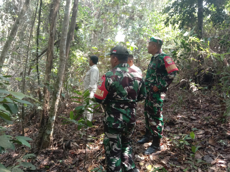 Serda Sugiarto Dengan Tim di Kampung Rantau Bertuah, Patroli Karlahut Rutin Bersama Warga Sekitar