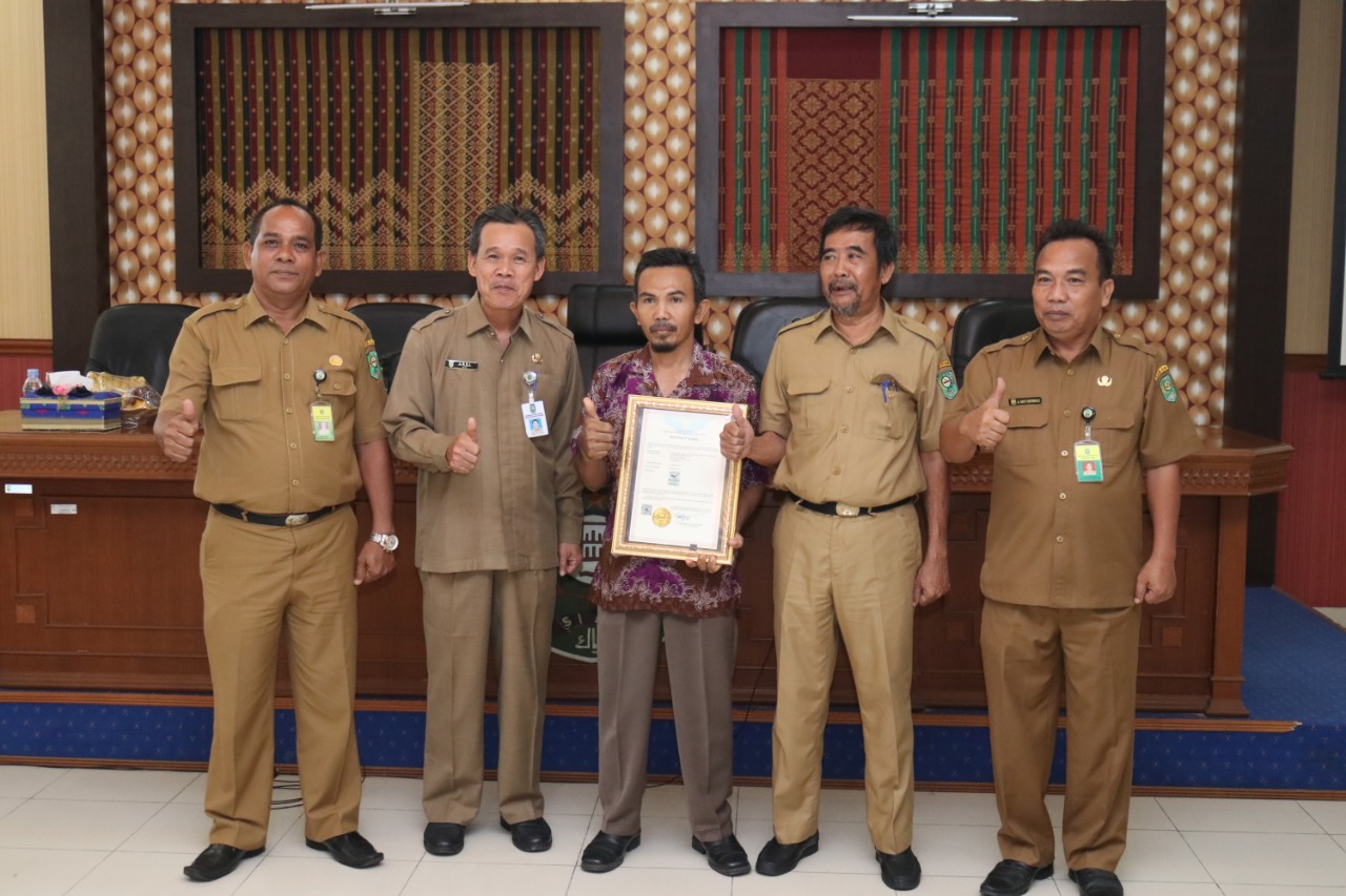 Beras Lokal Petani Siak Akhirnya Resmi Dipatenkan Dengan Merk Kota Istana