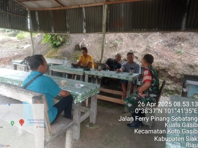 Babinsa Koramil 04/Perawang Gencar Sosialisasi Kesehatan dan Kebersihan Lingkungan di Kuala Gasib, Siak