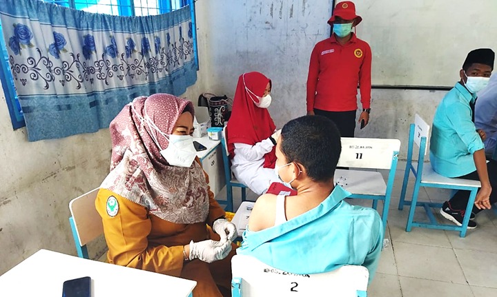 Vaksinasi Efektif Turunkan Angka Kasus Harian, BIN Lanjutkan Vaksinasi Dosis ke 2 di Riau