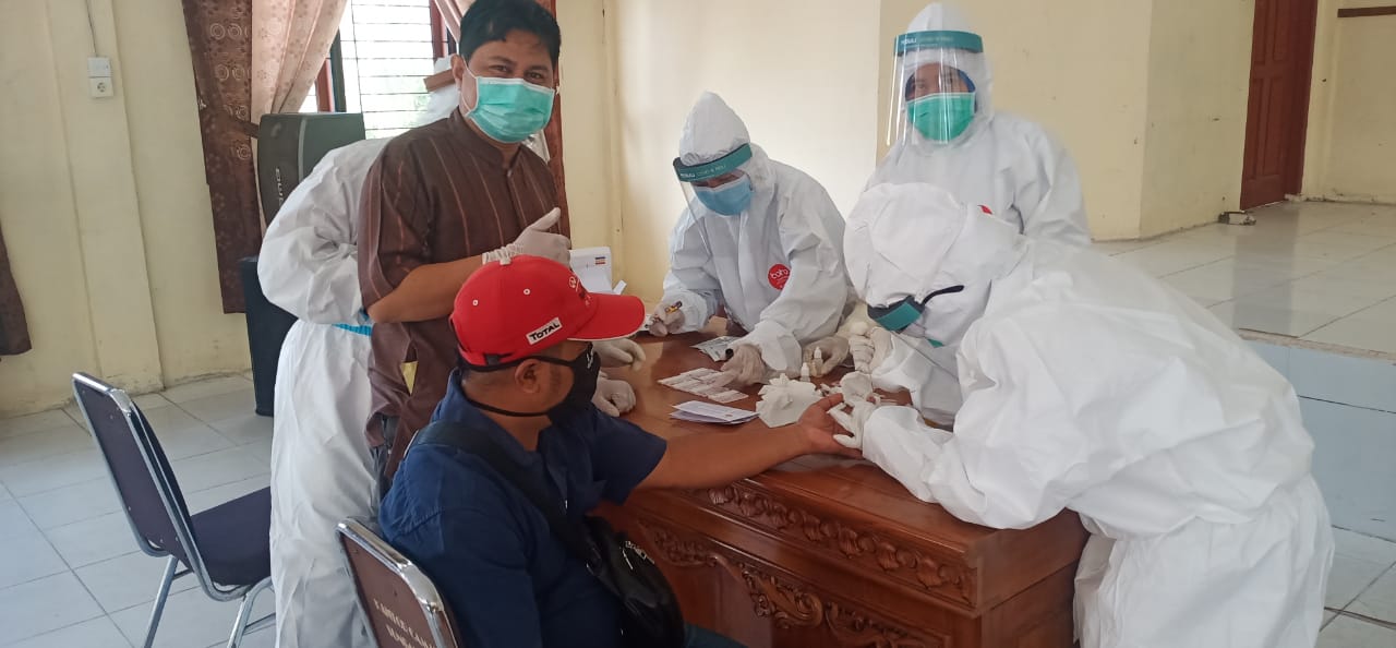 Cegahan Penyebaran Virus Covid 19 Tim Gugus Tugas Kecamatan Sungai Apit Lakukan Rapid Test