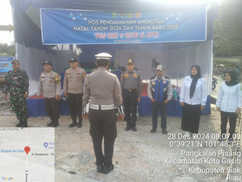 Anggota Koramil 04/Perawang Rutin Ikut Pengamanan Nataru di Pos Pam Jalur Lintas Buatan
