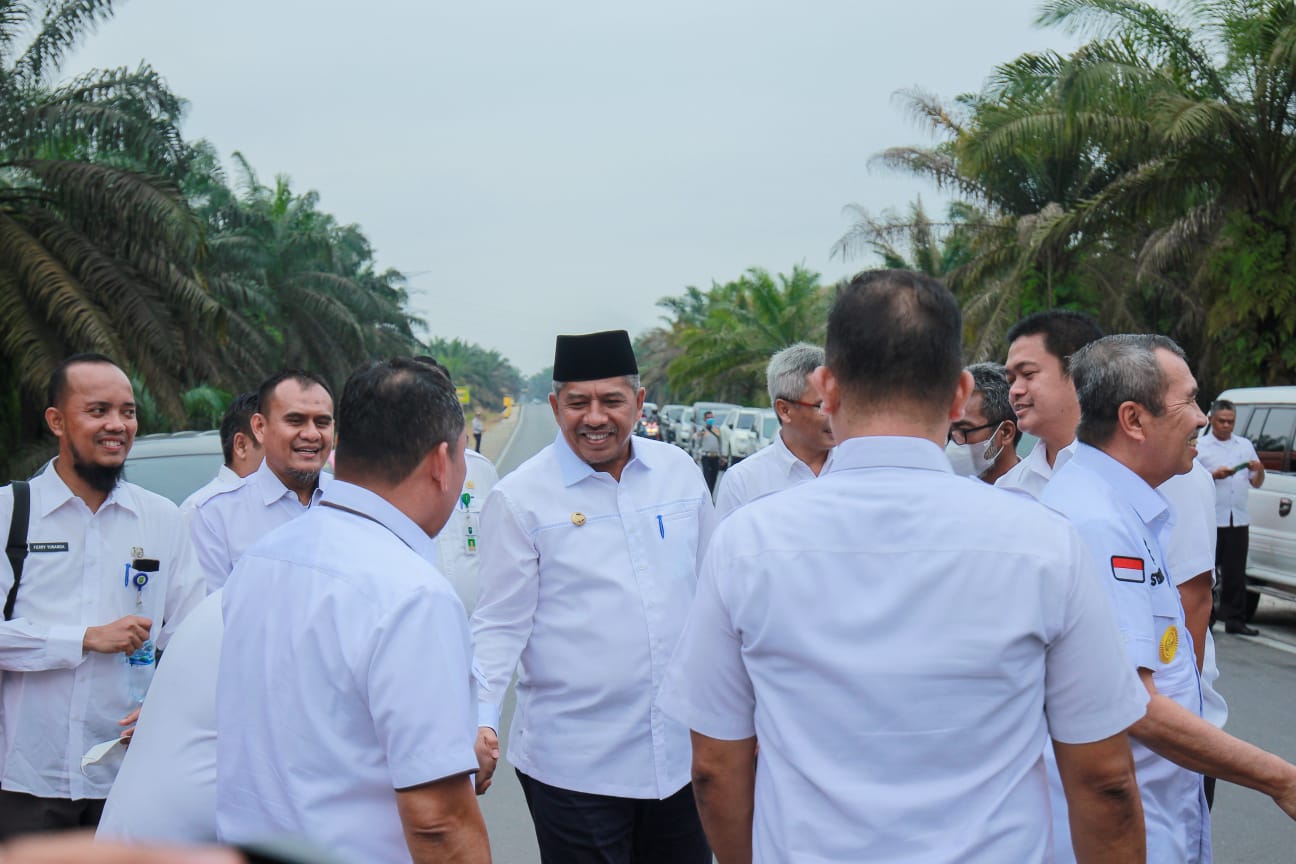 Jalan Lintas PT SIR Diresmikan, Bupati Siak Sampaikan Terimakasih Kepada Gubernur Riau