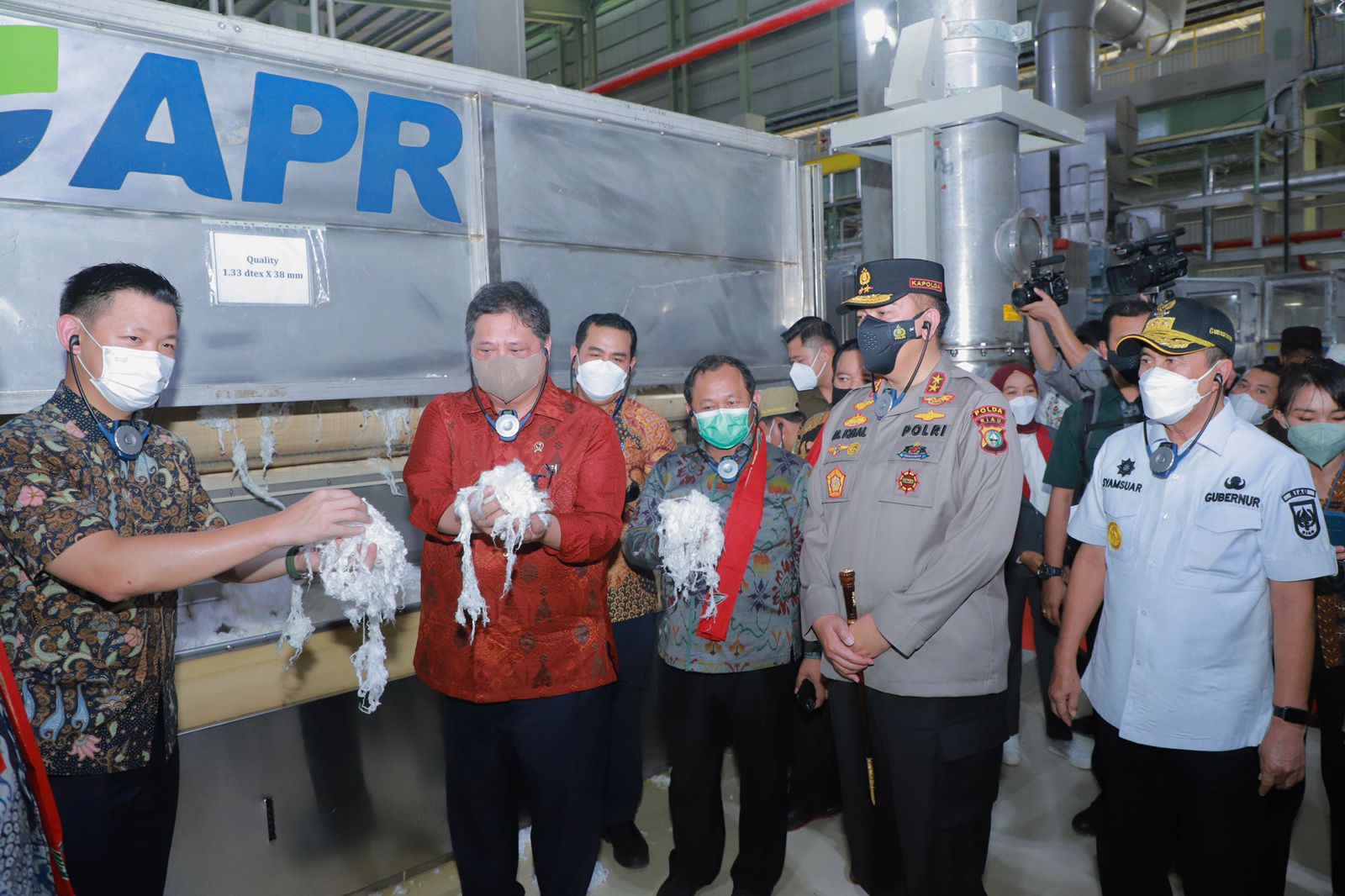 Kunker Menko Perekonomian Ke RAPP,  Airlangga : Apresiasi Penanganan COVID-19 Polda Riau Bersama TNI