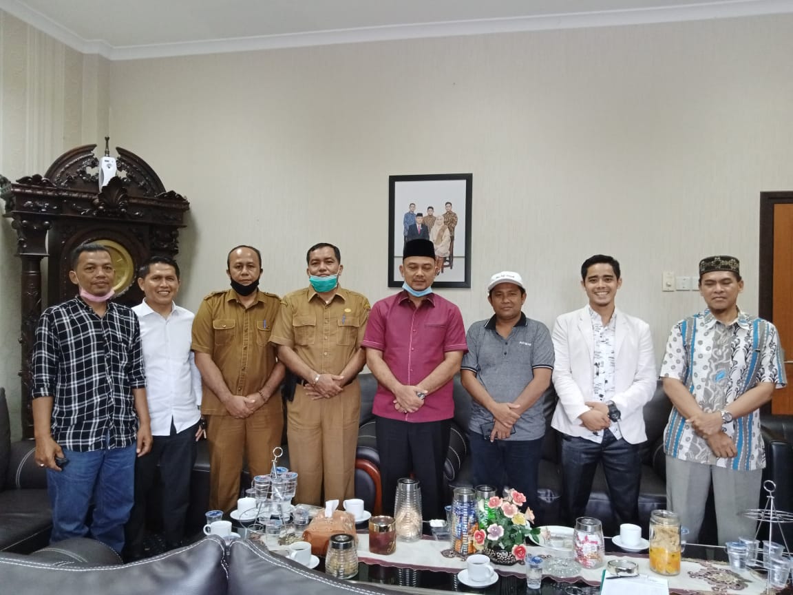 FAMKR Silahturahmi Dengan Ketua DPRD Kabupaten Kampar